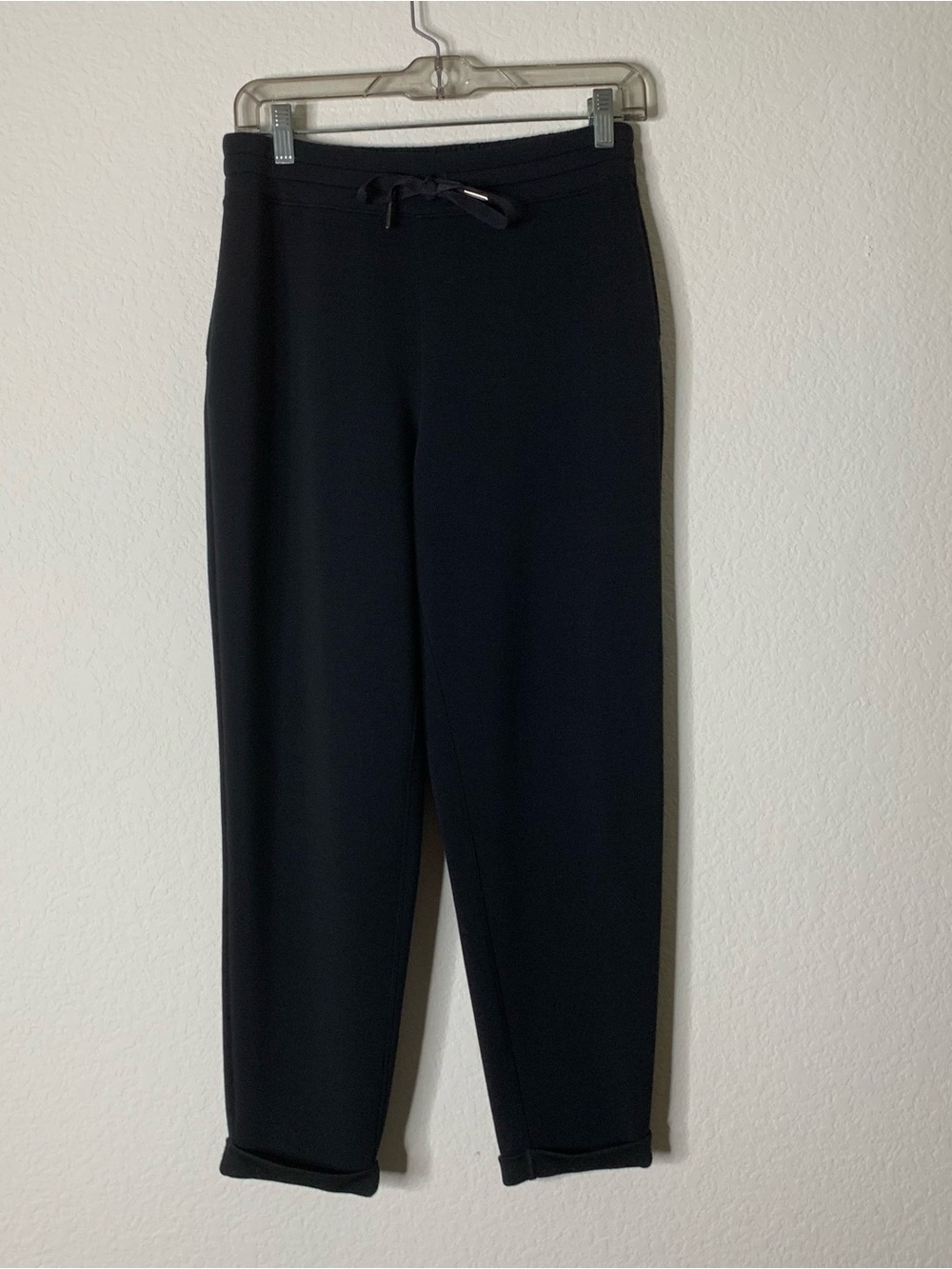 Spanx womens black airessentials tapered pants M
